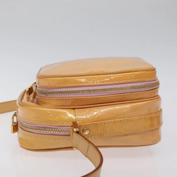 LOUIS VUITTON Monogram Vernis Wooster Bag Marshmallow Pink - Picture 4 of 15